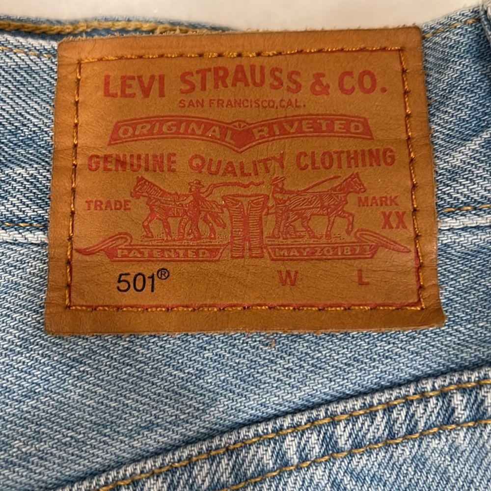Levi’s 501 denim Shorts - Picture 5 of 7